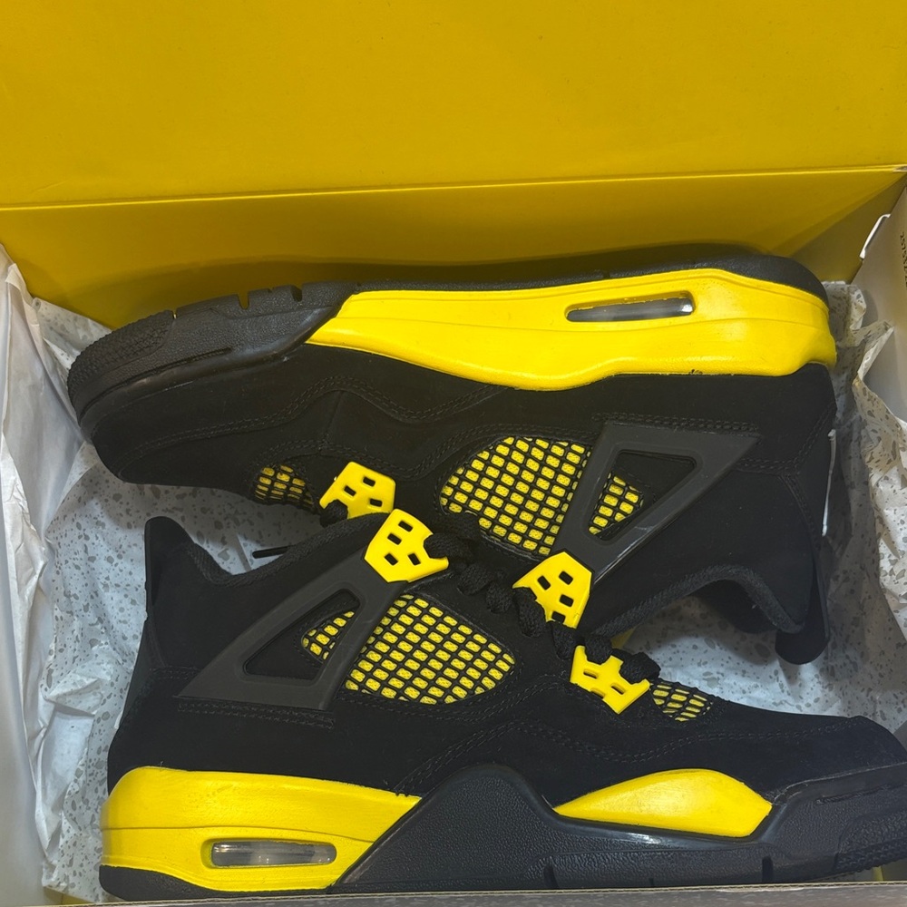 Jordan Athletic Shoes Black Yellow
